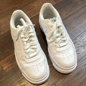 Nike Air Force pixel size 8